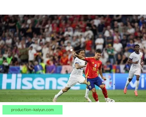 欧洲足球风云再起：豪门激战引发球迷热议与转会关注